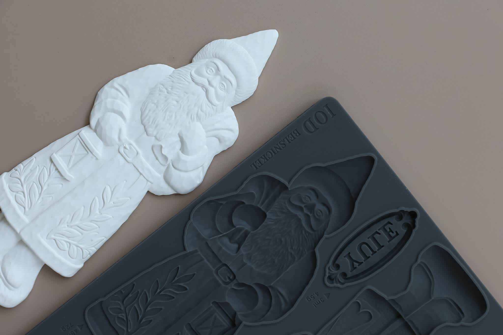 Belsnickel 6x10 Mould - Image 5